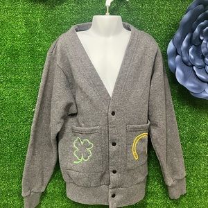 Kid Terrific Gray vintage Sweater Horse Shoe And 4 Leaf Clover Size Medium
